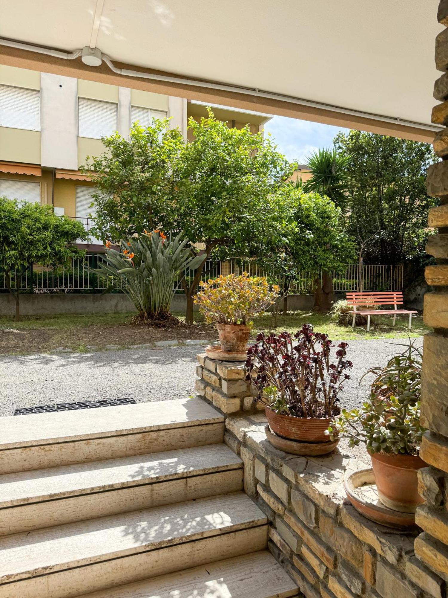 Casa Febo, In Centro Con Parcheggio Privato A 200 Mt Dal Mare Hotel บอร์ดิเกรา ภายนอก รูปภาพ